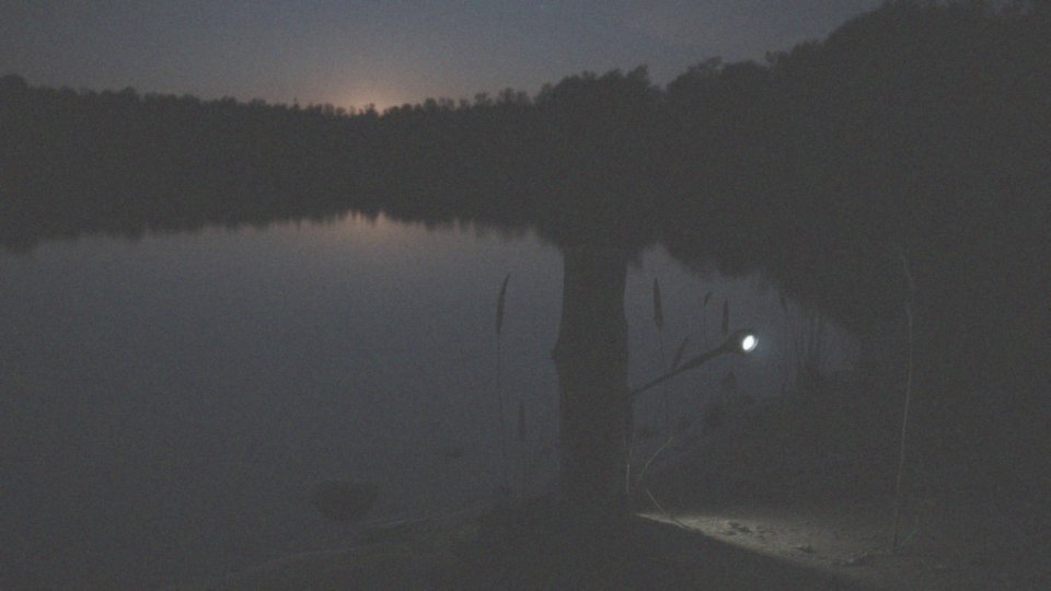 Jakie przeszkody mogą wystąpić podczas nocnego wędkowania?